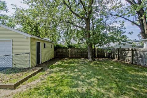 202 Davis St, Springfield, MA 01104 photo 37