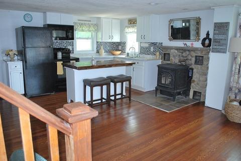 44 Taft Ave, Mendon, MA 01756 photo 12