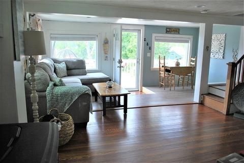 44 Taft Ave, Mendon, MA 01756 photo 8