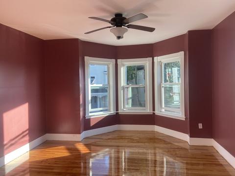 45 Fox St, Worcester, MA 01604 photo 4