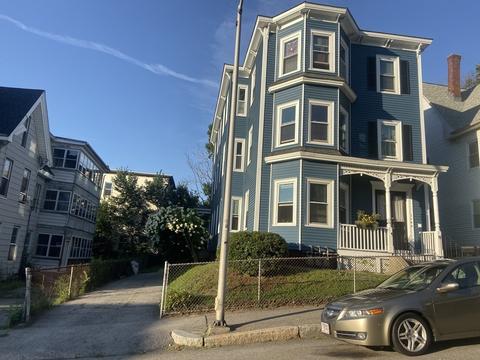 45 Fox St, Worcester, MA 01604 photo 5