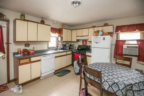 23 Silver St, Springfield, MA 01107 photo 23