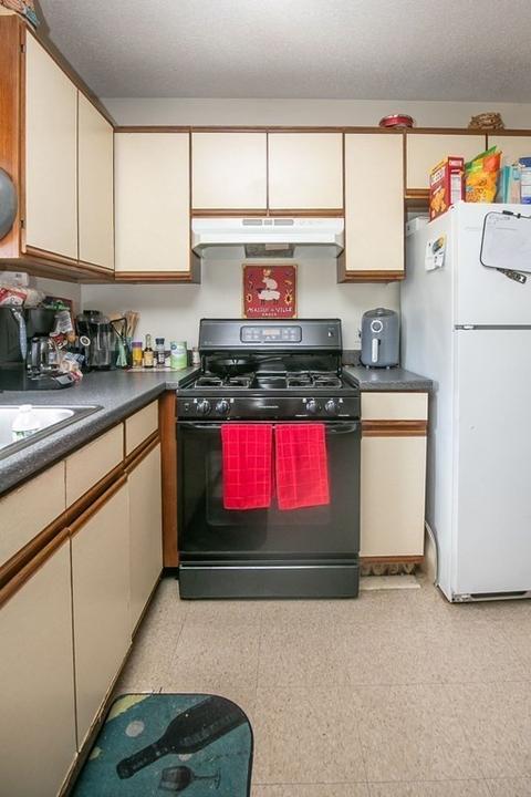 23 Silver St, Springfield, MA 01107 photo 21