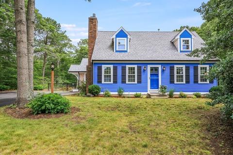 11 Saddleback Rd, Mashpee, MA 02649 photo 2