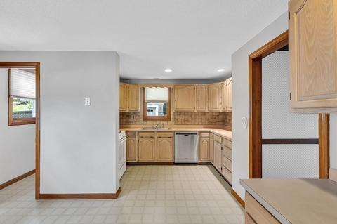 85 Copeland St, Springfield, MA 01108 photo 3