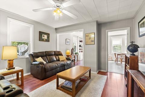 35 Fairfield St, Maynard, MA 01754 photo 9