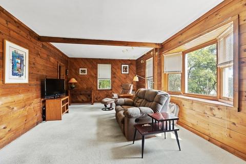 35 Fairfield St, Maynard, MA 01754 photo 10