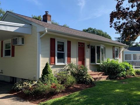4 Robin St, Plainville, MA 02762 photo 3