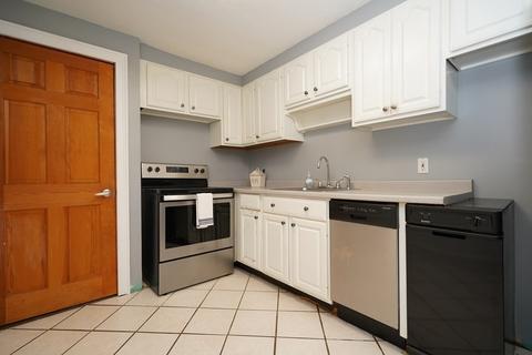 4 Robin St, Plainville, MA 02762 photo 7