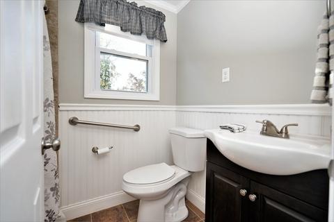 4 Robin St, Plainville, MA 02762 photo 25