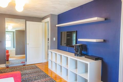 77 Oregon St, Springfield, MA 01118 photo 18