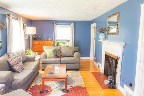 77 Oregon St, Springfield, MA 01118 photo 10