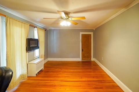 35 Dwight Rd, Springfield, MA 01108 photo 18