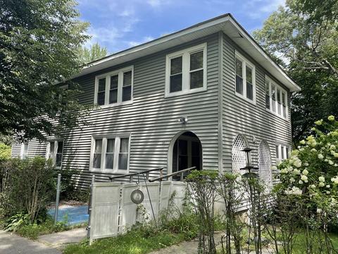28 Circuit Ave E, Worcester, MA 01603 photo 1