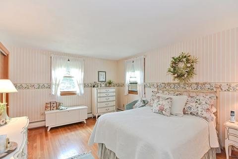 40 Scott Cir, Dedham, MA 02026 photo 22
