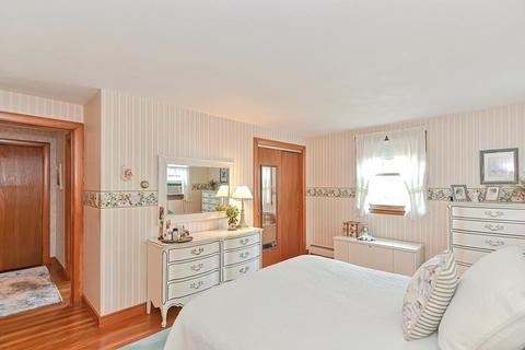 40 Scott Cir, Dedham, MA 02026 photo 23