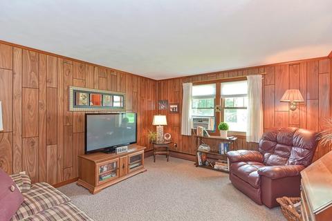 40 Scott Cir, Dedham, MA 02026 photo 14
