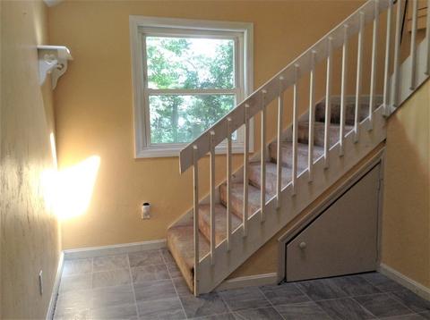 31 Margin St, Worcester, MA 01604 photo 16