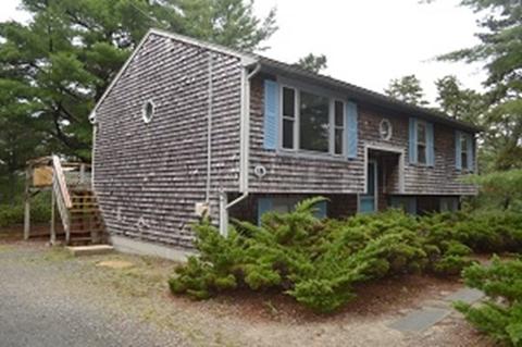 164 Charge Pond Rd, Wareham, MA 02571 photo 1