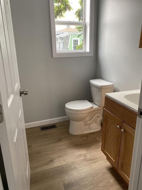 140 Hampden St, Springfield, MA 01151 photo 3