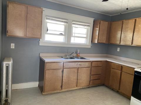 272 Page Blvd, Springfield, MA 01104 photo 2