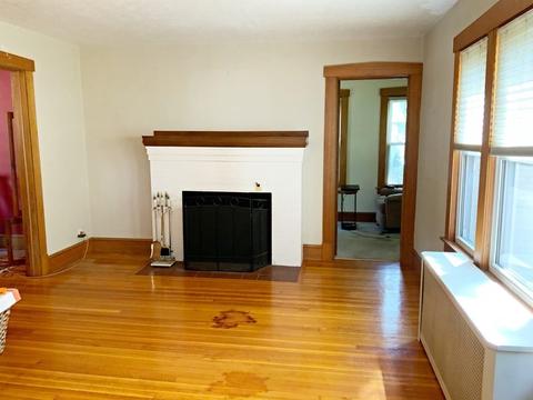 83 Perkins St, Springfield, MA 01118 photo 6