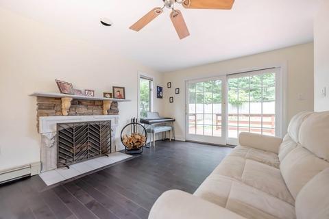 8 Hurlburt Rd, Reading, MA 01867 photo 8