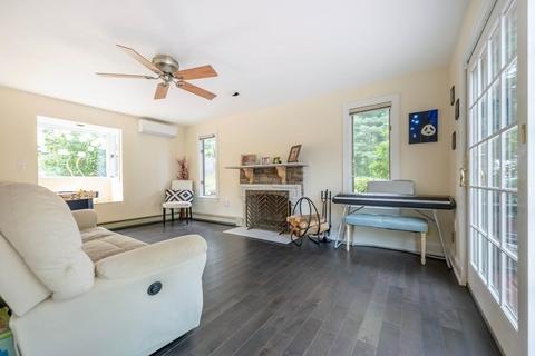 8 Hurlburt Rd, Reading, MA 01867 photo 9