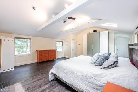 8 Hurlburt Rd, Reading, MA 01867 photo 11
