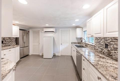 8 Hurlburt Rd, Reading, MA 01867 photo 6