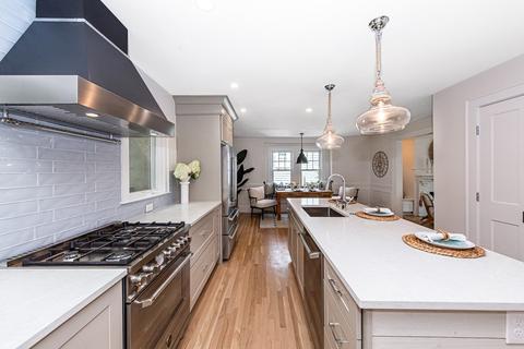 99 Menotomy Rd, Arlington, MA 02476 photo 18