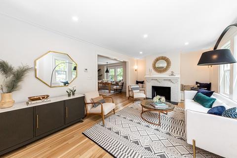 99 Menotomy Rd, Arlington, MA 02476 photo 10