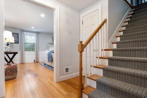 583 Common St, Walpole, MA 02081 photo 5