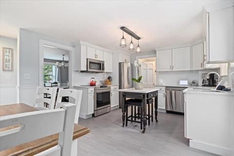 583 Common St, Walpole, MA 02081 photo 12