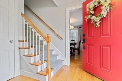 583 Common St, Walpole, MA 02081 photo 4