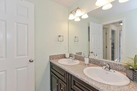 31 Bittersweet Blvd, Worcester, MA 01607 photo 33