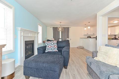 31 Bittersweet Blvd, Worcester, MA 01607 photo 17