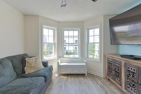 31 Bittersweet Blvd, Worcester, MA 01607 photo 16