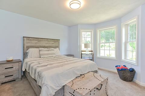 31 Bittersweet Blvd, Worcester, MA 01607 photo 34