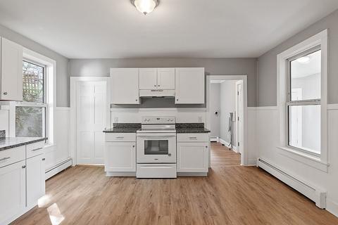 96 Park Ave, Athol, MA 01331 photo 5