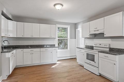 96 Park Ave, Athol, MA 01331 photo 7
