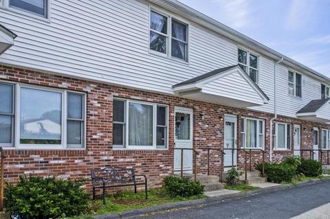 120 Lamplighter Ln #E, Springfield, MA 01119 photo 2