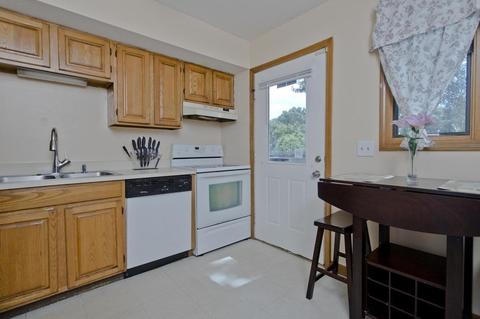 120 Lamplighter Ln #E, Springfield, MA 01119 photo 6