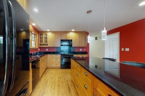 53 Maple Ridge Rd, Reading, MA 01867 photo 13