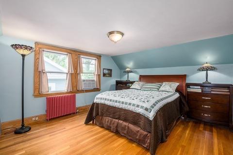 27 Fairfield St, Dedham, MA 02026 photo 4