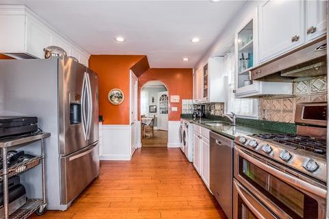 27 Fairfield St, Dedham, MA 02026 photo 18