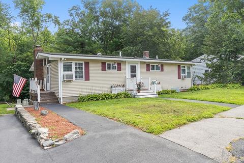 25 Maple St, Hudson, MA 01749 photo 2