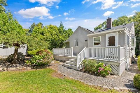 60 Harrison Ave, Gloucester, MA 01930 photo 3