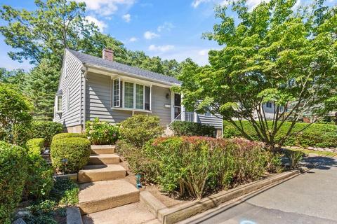 60 Harrison Ave, Gloucester, MA 01930 photo 1