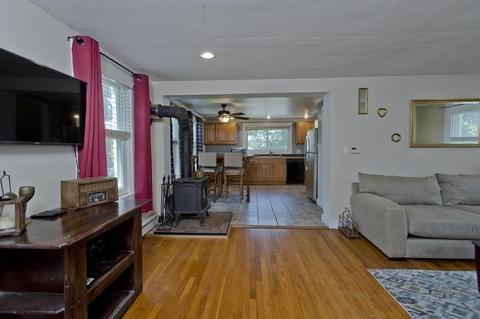 65 Clark St, Easthampton, MA 01027 photo 18